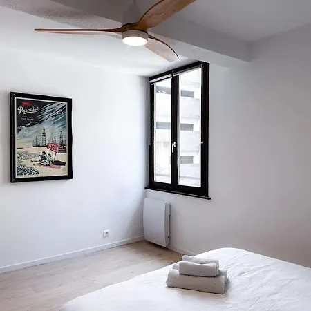 Appartement Charmant Face A La Cathedrale De 65 M² Proximite Place Stanislas *